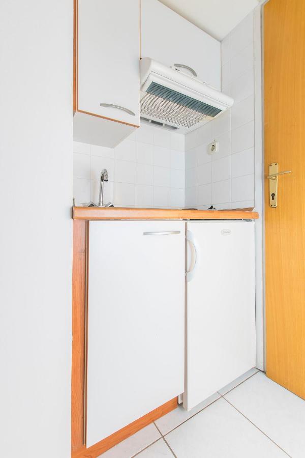 Apartment And Rooms Franka Zaboric Exterior foto